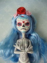 pretty skele girl