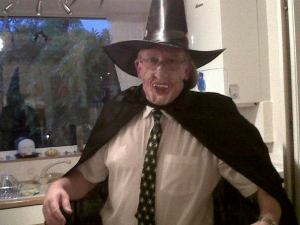 303089_259787910733647_1339146344_n