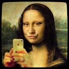 Mona Lisa Selfie...